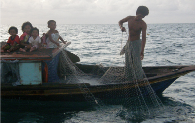 Exploring hypothetical transfer of harmful fisheries subsidies to support low-income fishers